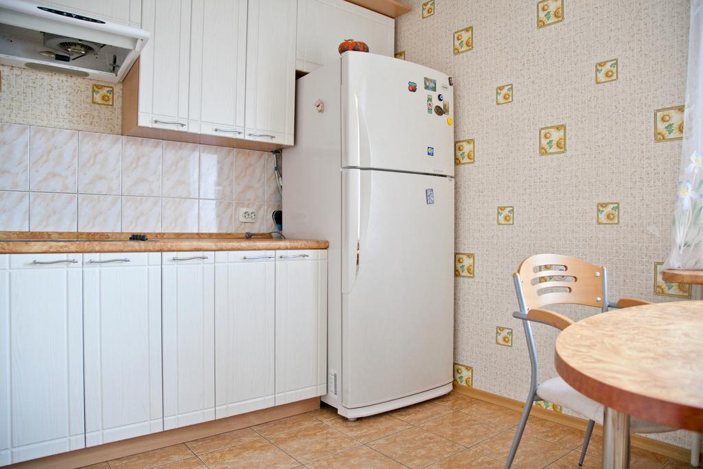 Poznyaky Apartments Kijów Zewnętrze zdjęcie